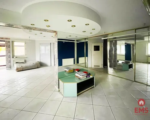 Lokal 80 m2 na parterze