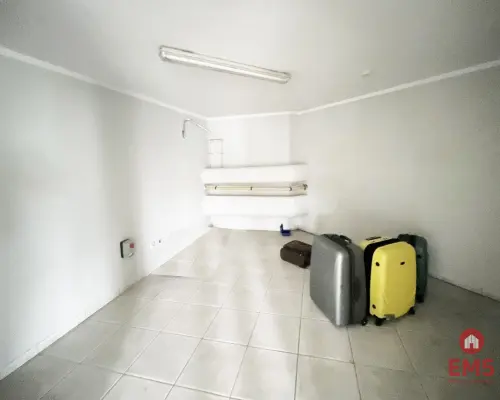 Lokal 80 m2 na parterze