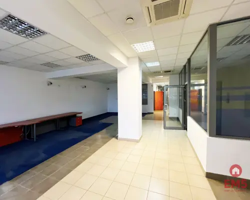 Budynek parterowy 200 m2