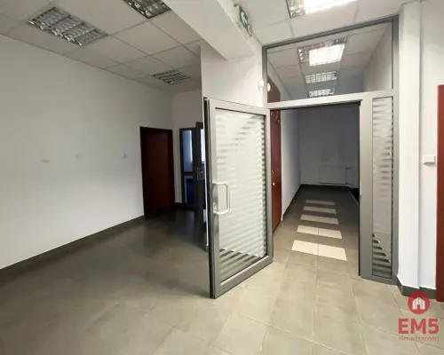 Budynek parterowy 200 m2