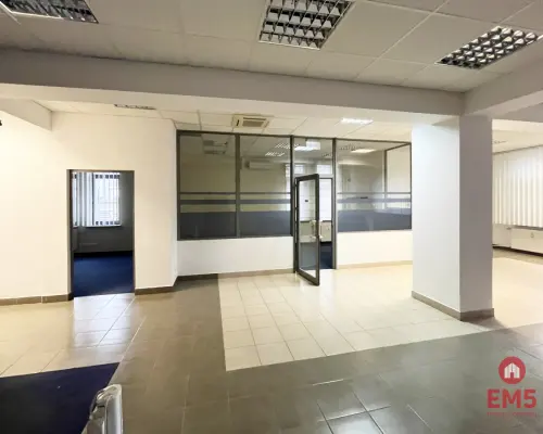 Budynek parterowy 200 m2