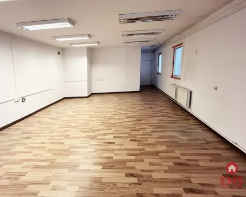 Świetna lokalizacja, duży parking