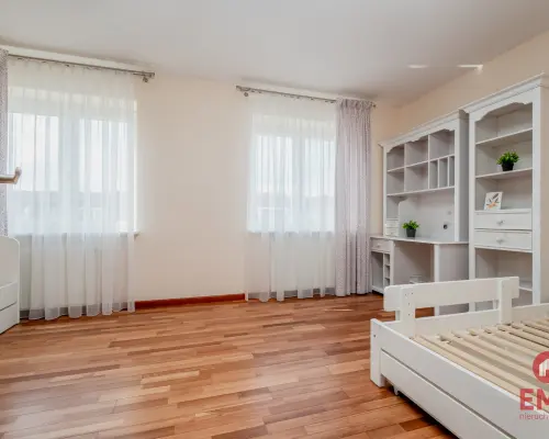 Duże przestronne mieszkanie. Bacieczki