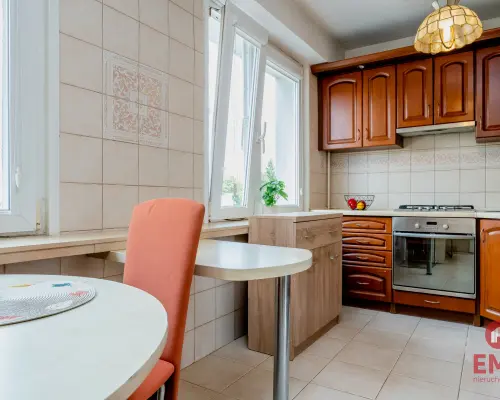 86m2 ul.Piasta piętro 3