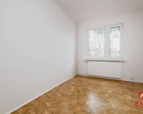 Wysoki parter z balkonem