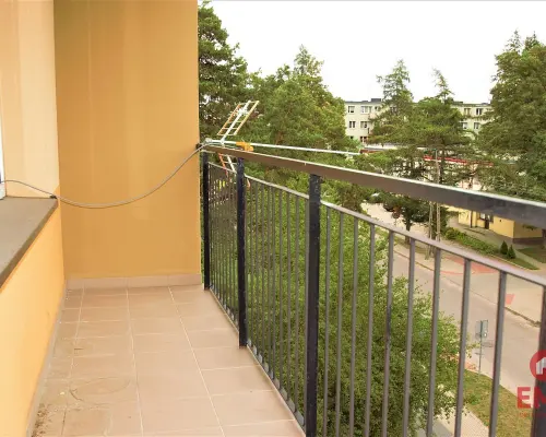 Trzy pokoje, balkon