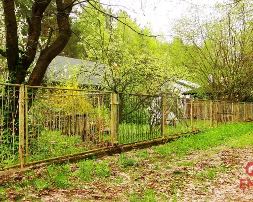 Działka rekreacyjno-budowlana 0,8 ha, pod miastem