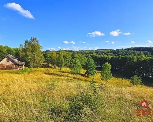 Działka budowlana pod usługi turystyczne - Mazury