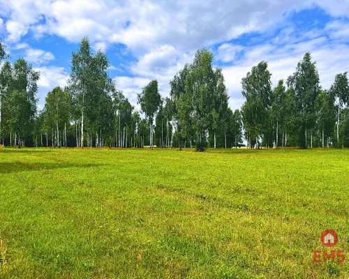 Działki budowlane nad jeziorem Luterskim.