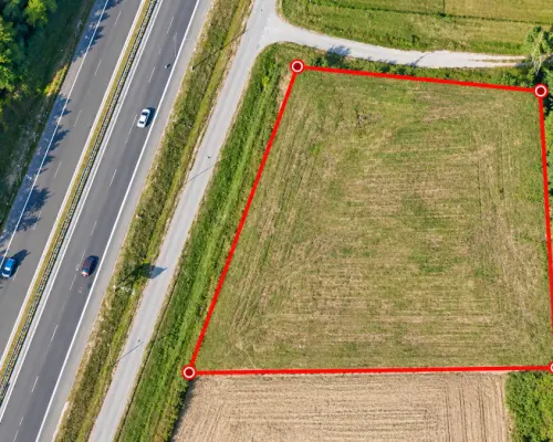 Plac 4500 m2 przy DK 8