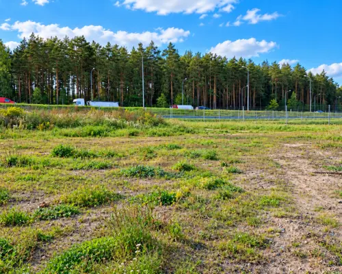 Plac 4500 m2 przy DK 8
