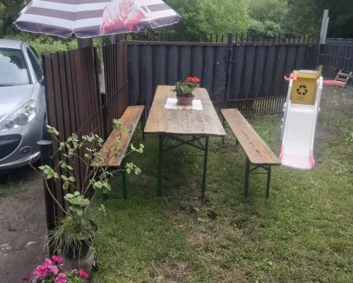 Sprzedam dom 1/2 bliźniaka o powierzchni ok 60m2 na działce 455m2 w Wawrze okolica ul Bronowskiej.Dom parterowy składa się z ku