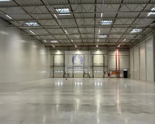 Targówek: magazyn 2036m2 do wynajęcia