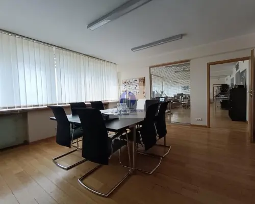 Mokotów: lokal biurowy 185,94m2 do wynajęcia