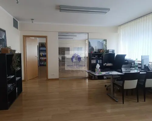 Mokotów: lokal biurowy 185,94m2 do wynajęcia