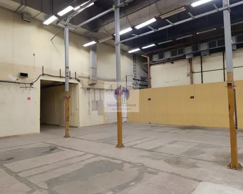 Bielany: magazyn 590,66 m2 do wynajęcia