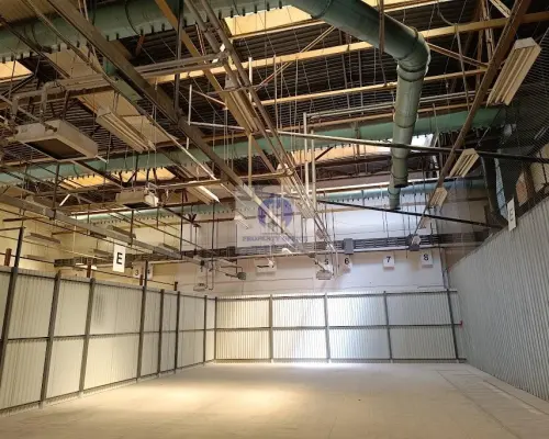 Bielany: magazyn 223,29 m2 do wynajęcia