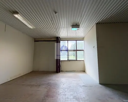 Bielany: magazyn 409 m2 do wynajęcia