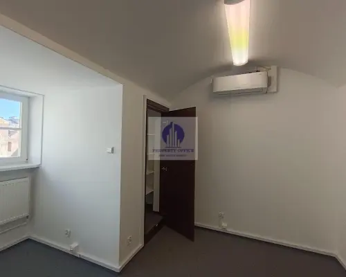 Śródmieście: lokal biurowy 30,17m2 do wynajęcia