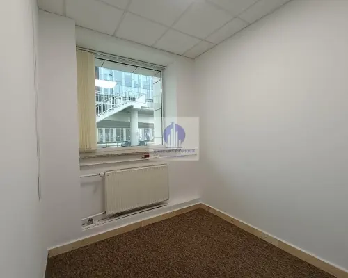 Mokotów: lokal biurowy 38 m2 do wynajęcia