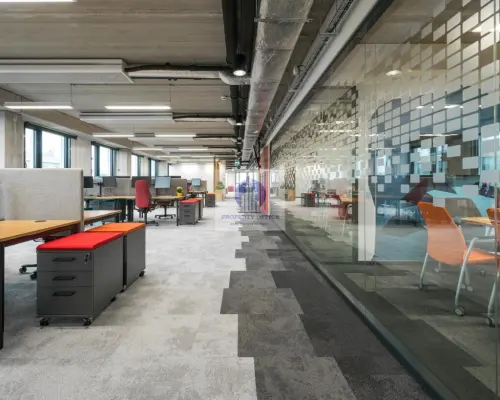 Włochy: lokal biurowy308,60m2 do wynajęcia