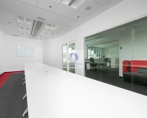 Włochy: lokal biurowy 1095,90m2 do wynajęcia