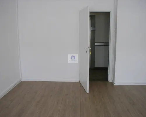 Targówek: lokal biurowy 25 m2 do wynajęcia