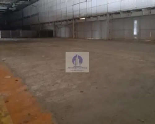 Praga Północ: magazyn 360 m2 do wynajęcia