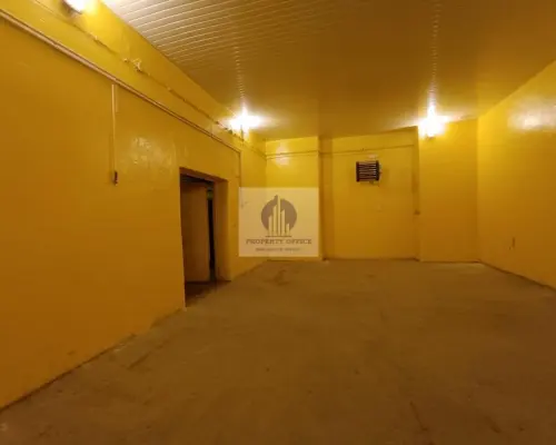 Praga Południe: magazyn 120m2 do wynajęcia