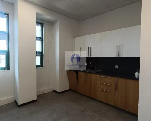 Warszawa Ursynów : lokal biurowy 980 m2 do wynajęcia