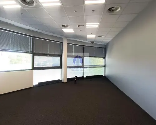 Warszawa Ursynów : lokal biurowy 980 m2 do wynajęcia