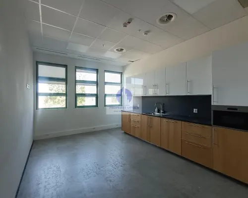 Warszawa Ursynów : lokal biurowy 350 m2 do wynajęcia