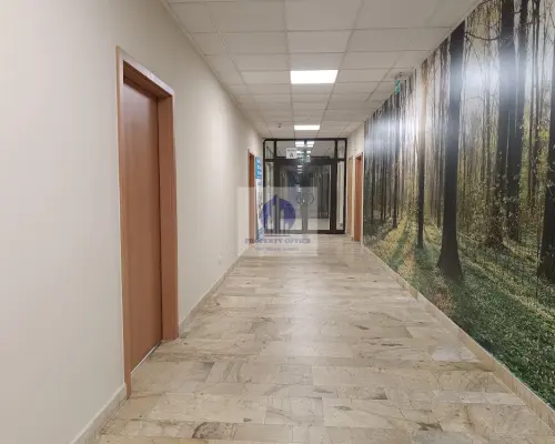 Mokotów: lokal biurowo-usługowy 35 m2 do wynajęcia