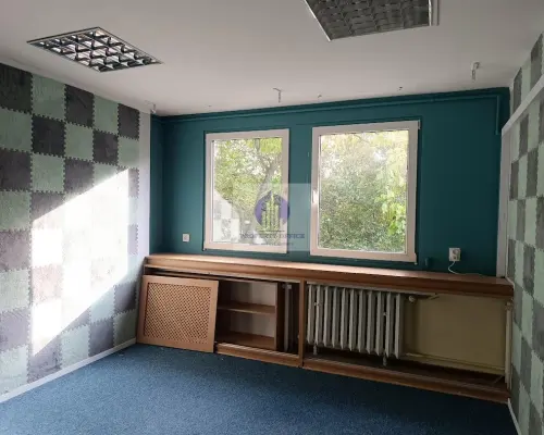 Mokotów: lokal biurowo-usługowy 122 m2 do wynajęcia