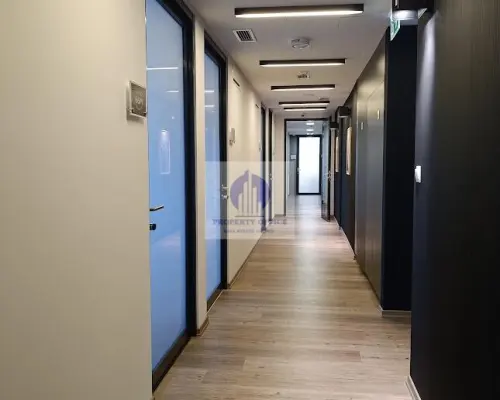 Śródmieście: biuro serwisowane dla 2 osób do wynajęcia