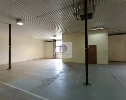 Bielany: magazyn 409 m2 do wynajęcia