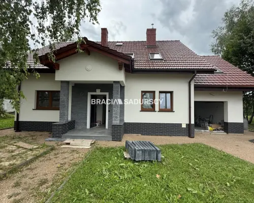 Dom wolnostojacy w Rybnej/Czernichów