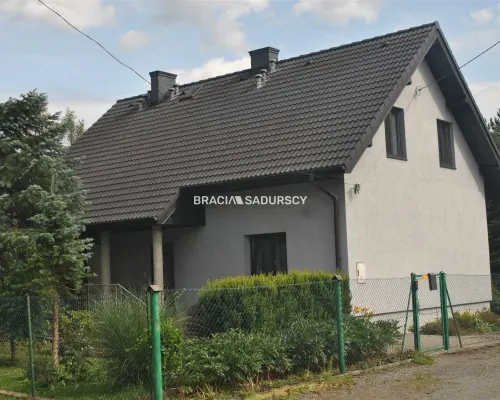 Dwurodzinny dom w Cichawie gm, Gdów