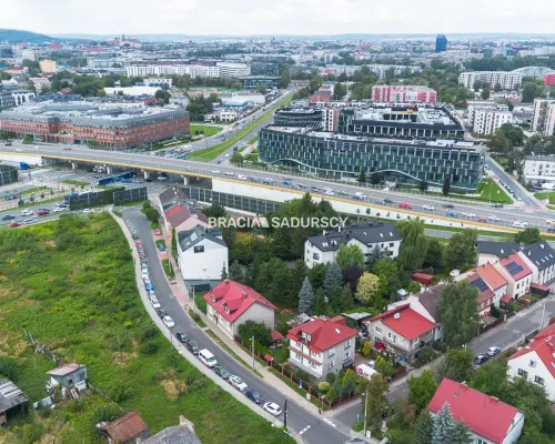 Dom z potencjałem inwestycyjnym- Krk Płaszów