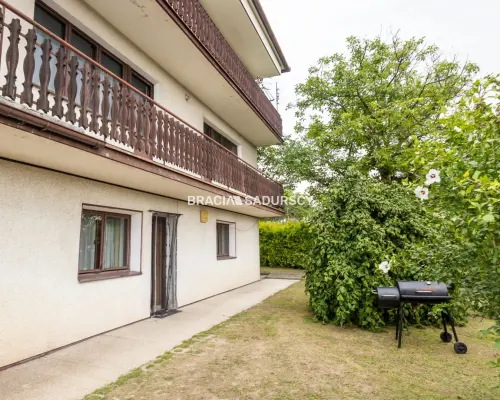 DOM Z OGRODEM W CENIE MIESZKANIE - MOGILANY