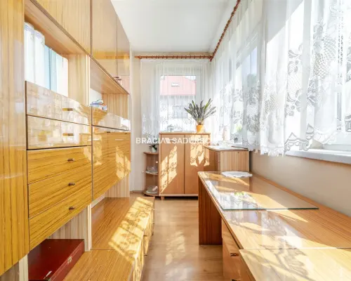 DOM NA SPRZEDAŻ - KRAKÓW, BIEŻANÓW  2 niezależne poziomy | ok. 200 m² | 14 arów działki | podpiwnic