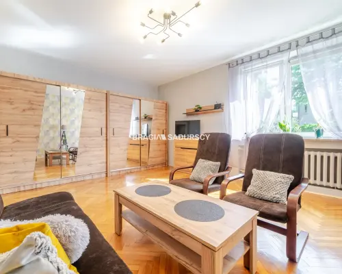 DOM NA SPRZEDAŻ - KRAKÓW, BIEŻANÓW  2 niezależne poziomy | ok. 200 m² | 14 arów działki | podpiwnic
