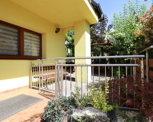 DOM 100M2 SZCZYRZYC 4 POKOJE CENTRUM 5 ARÓW