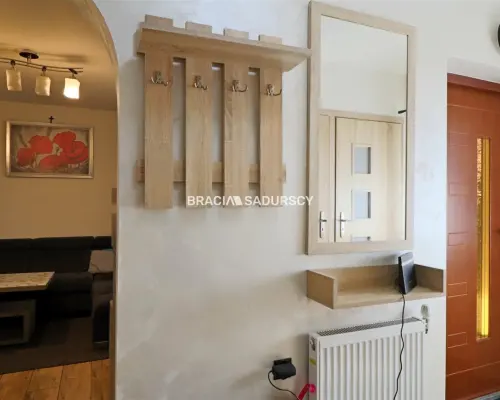 DOM 100M2 SZCZYRZYC 4 POKOJE CENTRUM 5 ARÓW