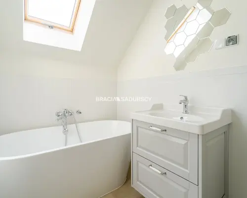 Nowoczesny bliźniak w Rudawie| gmina Zabierzów | 84,4 m²   Na sprzedaż nowoczesny, komfortowy bliźniak o całkowit