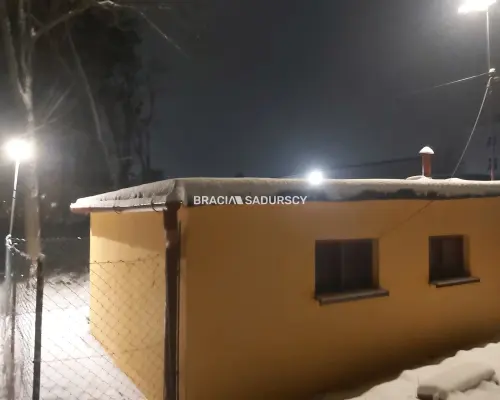 Chrzanów, ul. Kolonia Fabryczna - do sprzedania garaż (z możliwym najemcą)    Oferujemy garaż o powierzchni 26 m2 wra