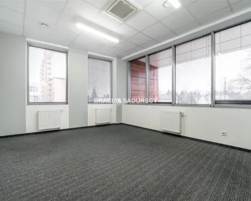 Powierzchnia biurowa z parkingiem - 250m2