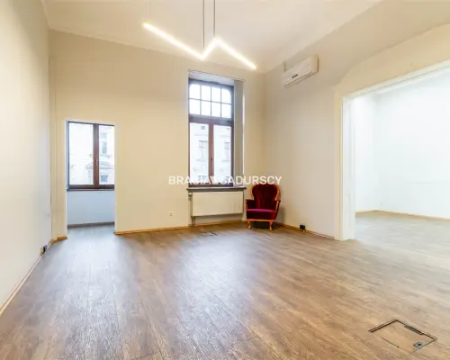 Lokal biurowy o pow. 303m2, Stare Miasto Kraków!!!