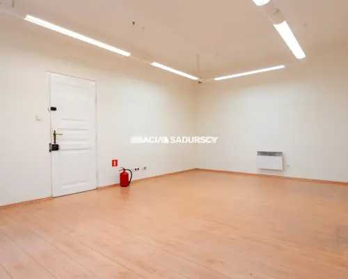 Lokal - ul. Floriańska - w oficynie kamienicy