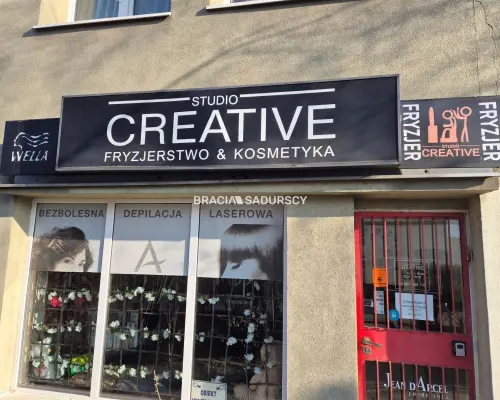 Działający fryzjer odstąpi lokal 64m2